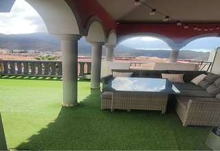 Casa a due piani vendita in Los Olivos, Adeje, Santa Cruz de Tenerife, Tenerife. 