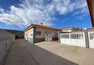 联排别墅 出售 进入 Aldea Blanca, San Miguel de Abona, Santa Cruz de Tenerife, Tenerife. 